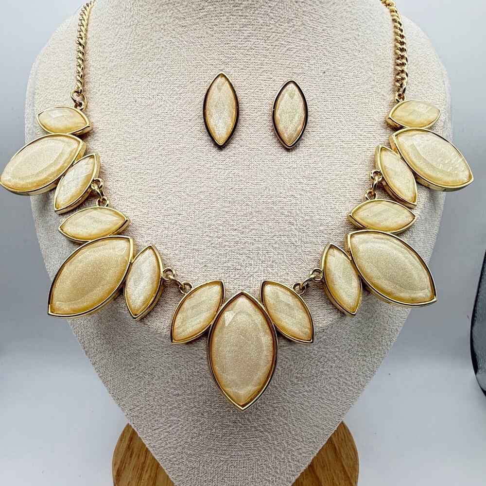 Cream Statement Necklace + Earring Set | Gold Tone Marquise